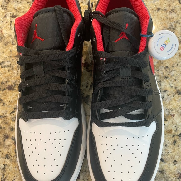 New with Box. Mens Air Jordan 1’s Low Size 11 - Picture 2 of 14